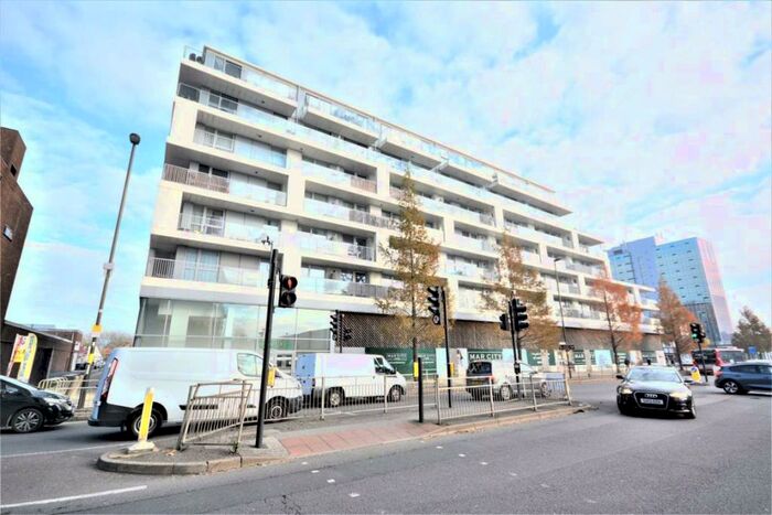2 Bedroom Flat To Rent In The Hyde, London, NW9