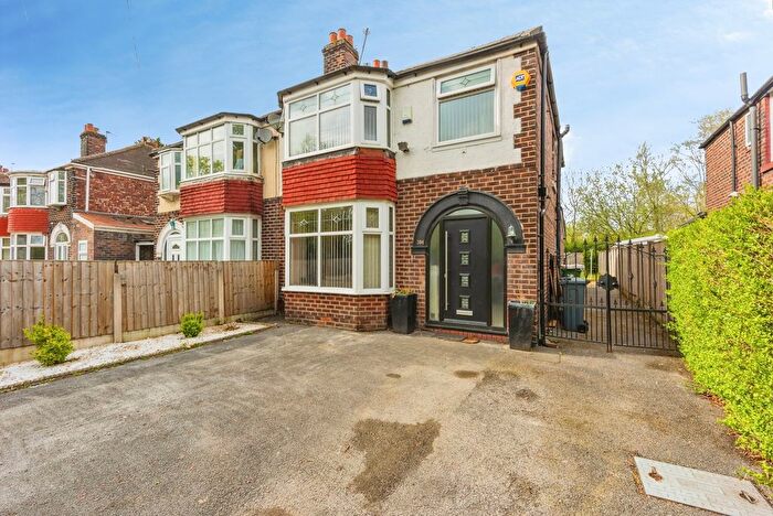3 Bedroom Semi Detached House For Sale In Mauldeth Road West, Chorlton Cum Hardy, Manchester, Greater Manchester, M21