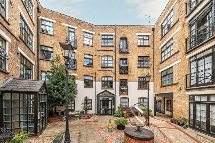 1 Bedroom Flat To Rent In Time Square, Dalston, E8