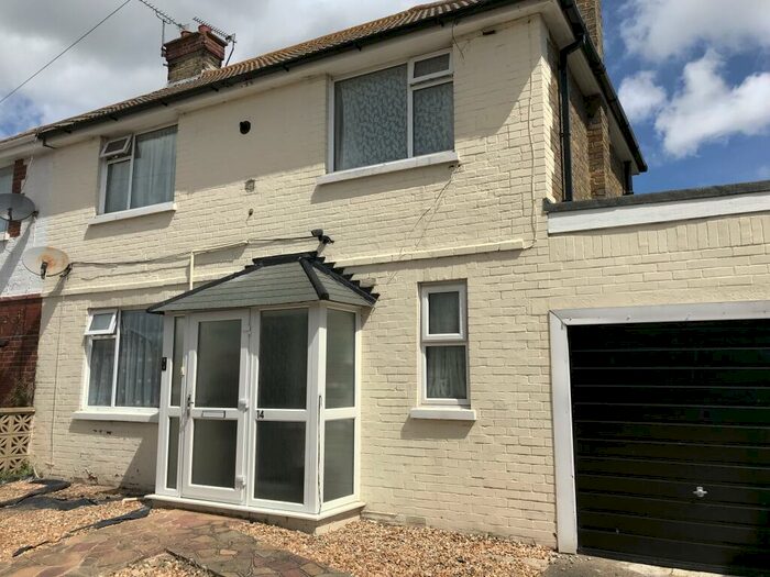 3 Bedroom House To Rent In Stanley Road, CT11