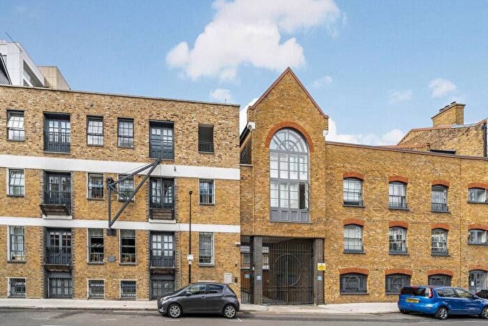 1 Bedroom Flat To Rent In Clyde Square, Limehouse, London, E14