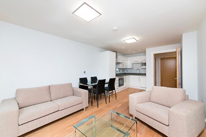 1 Bedroom Flat To Rent In Argo House, Kilburn Park Road, London, NW6