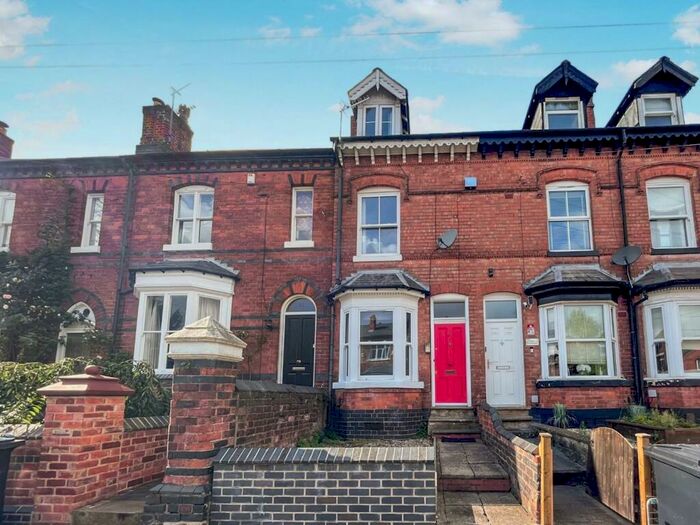 3 Bedroom Terraced House To Rent In Ravenhurst Road, Birmingham, B17