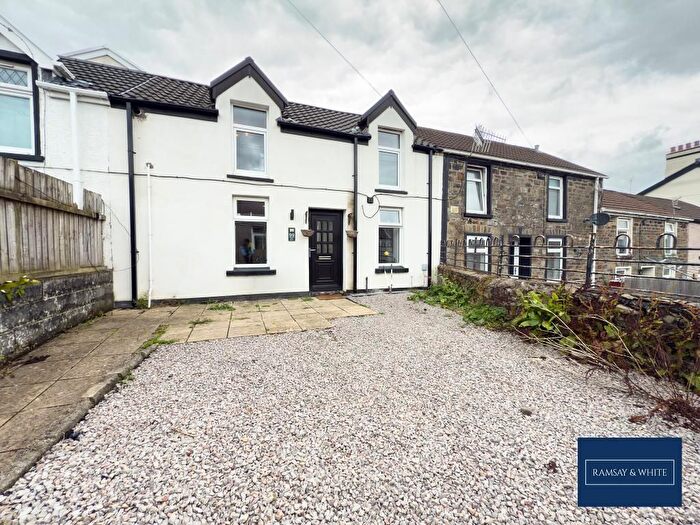 2 Bedroom Terraced House For Sale In Wind Street, Aberdare, CF44