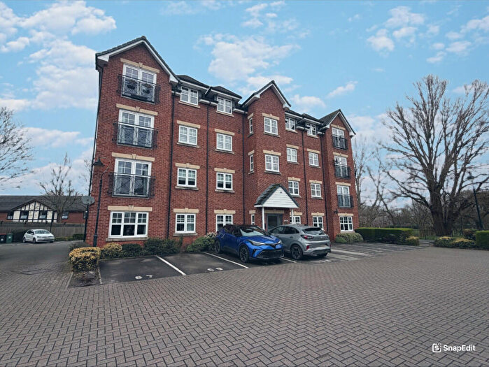 2 Bedroom Apartment For Sale In Drillfield Road, Northwich, CW9