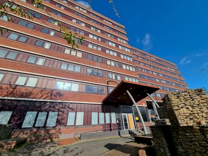 2 Bedroom Apartment To Rent In Castle Court, The Minories, Dudley, DY2