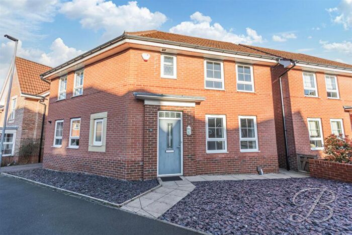 3 Bedroom Detached House For Sale In Mandarin Close, Forest Town, Mansfield, NG19