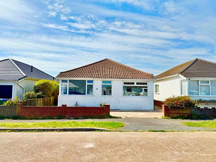 2 Bedroom Detached Bungalow For Sale In Bayview Road, Peacehaven, BN10