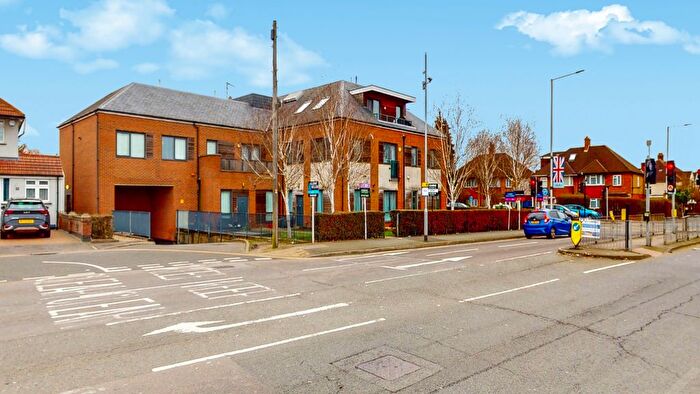 2 Bedroom Flat For Sale In West End Road, Ruislip, HA4