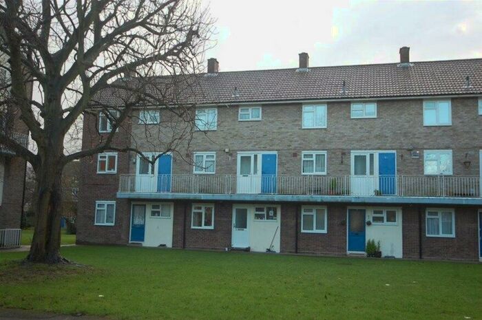 1 Bedroom Flat To Rent In Hughenden Road, St Albans, AL4