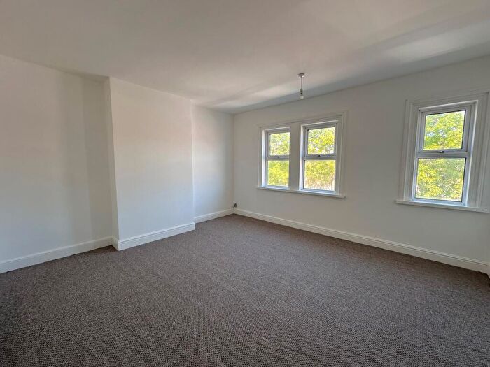 4 Bedroom House To Rent In Osmaston Road, Derby, DE24