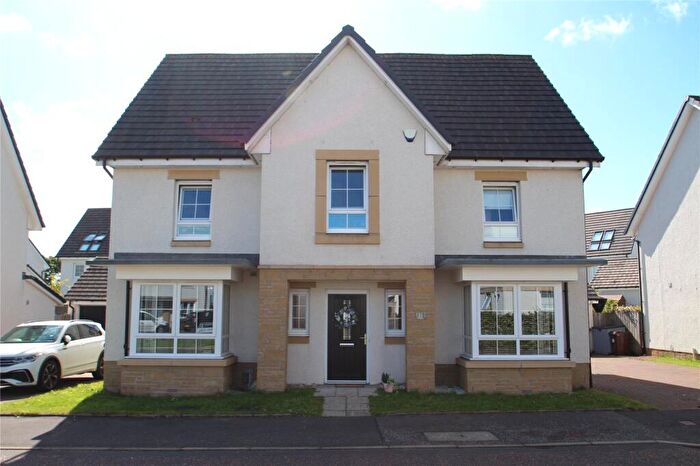 6 Bedroom Detached House For Sale In Merchiston Oval, Brookfield, PA5