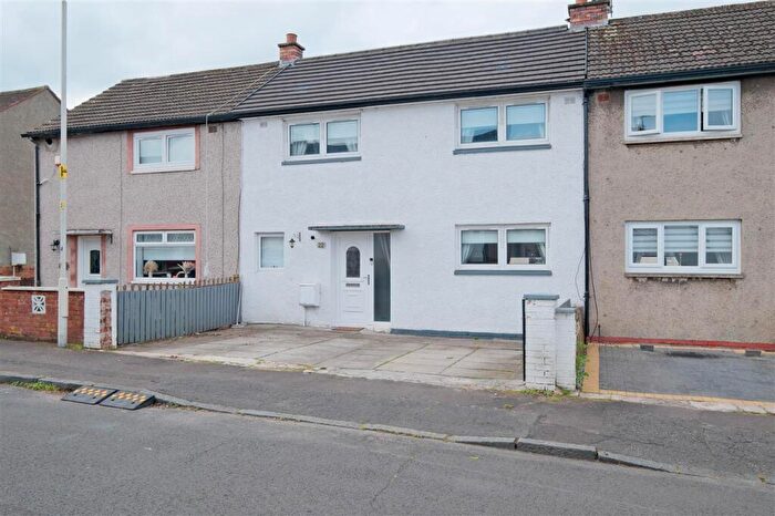 3 Bedroom Terraced House For Sale In West Wellbrae Crescent, Hamilton, ML3