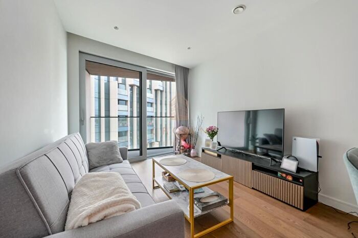 1 Bedroom Flat To Rent In Cutter Lane, Greenwich, SE10