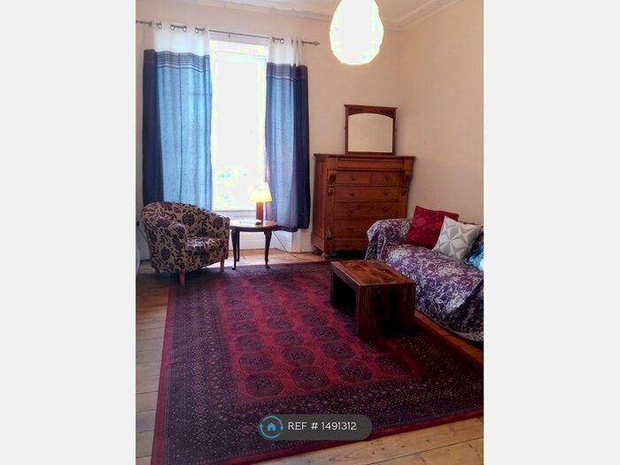 2 Bedroom Flat To Rent In Trelew House, St. Just, Penzance, TR19