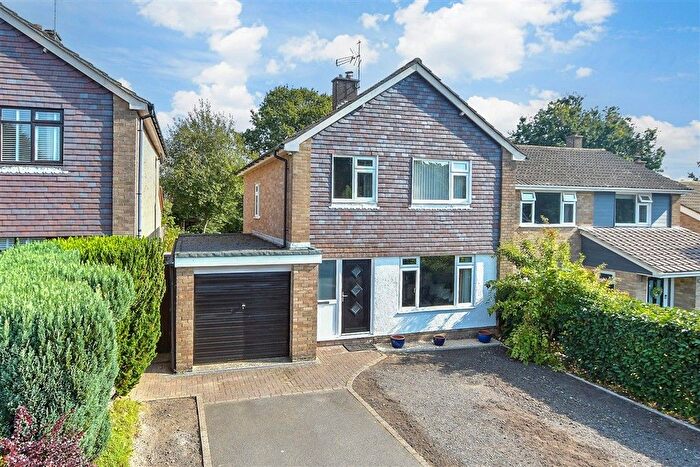3 Bedroom Detached House For Sale In Eridge Gardens, Crowborough, East Sussex, TN6