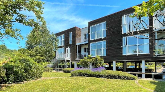 3 Bedroom Apartment To Rent In Borland Road, Peckham, London, SE15