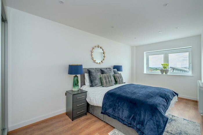 1 Bedroom Flat To Rent In Woolwich Church Street Woolwich, SE18