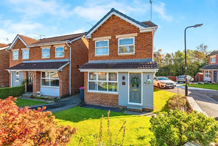 3 Bedroom Detached House For Sale In Westerton Drive, Bramley, Rotherham, S66