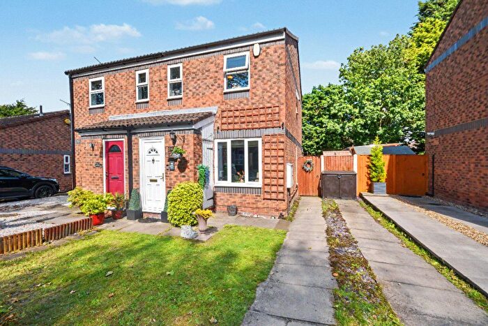 2 Bedroom Semi-Detached House For Sale In Howden Way, Eastmoor, Wakefield, West Yorkshire, WF1