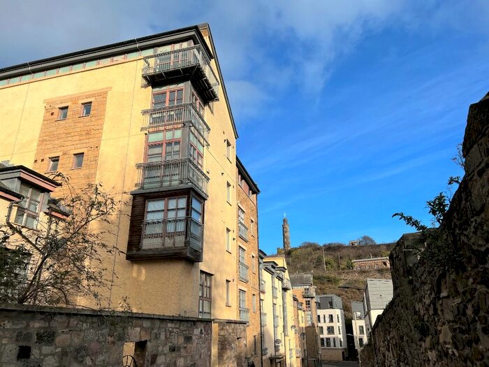 1 Bedroom Flat To Rent In Old Tolbooth Wynd, Old Town, Edinburgh, EH8