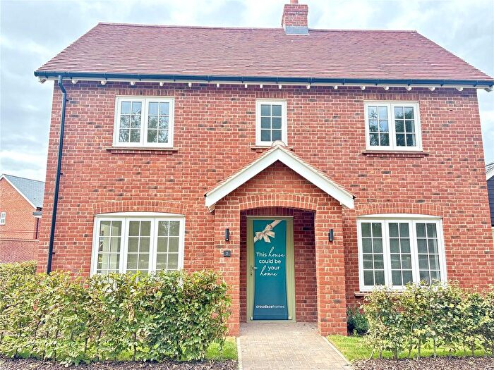 4 Bedroom Detached House For Sale In Ochre Meadows, Theale, Reading, Berkshire, RG7
