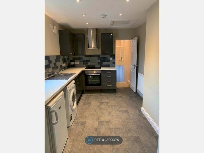 1 Bedroom Maisonette To Rent In Selsdon Road, South Croydon CR2