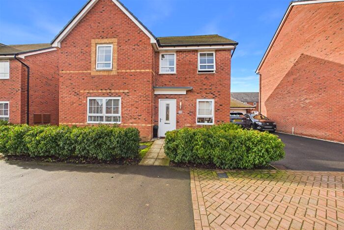 4 Bedroom Detached House For Sale In Phoenix Lane, Fernwood, Newark, NG24
