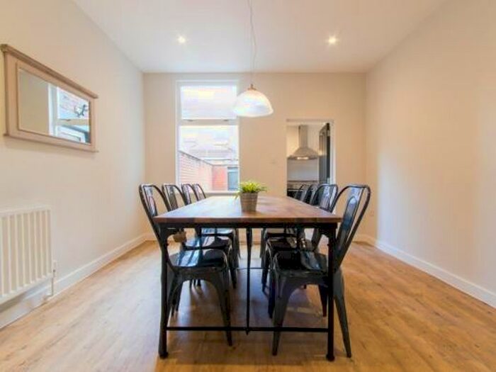 8 Bedroom Terraced House To Rent In Langdale Road, Liverpool, L15