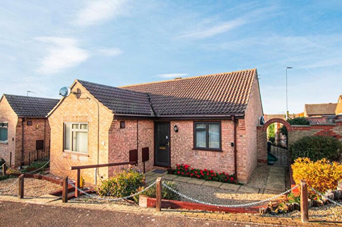 2 Bedroom Semi-Detached Bungalow For Sale In Perfectly Positioned Bungalow In Hunstanton, PE36