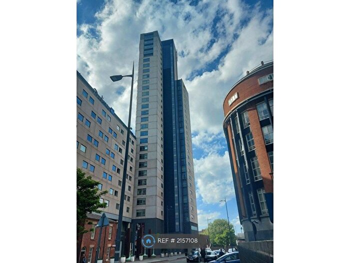 2 Bedroom Flat To Rent In Beetham Tower, Liverpool, L3