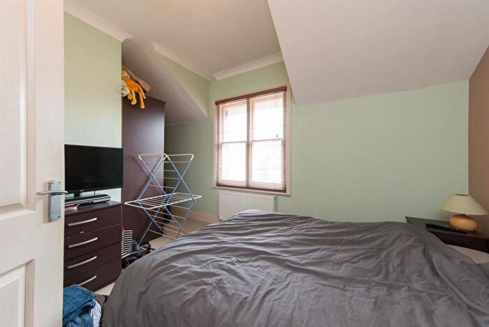 2 Bedroom Apartment To Rent In Roxburgh Road, Westgate-On-Sea, CT8