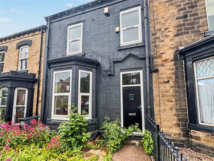 3 Bedroom Terraced House To Rent In Sheffield Road, Barnsley, S70
