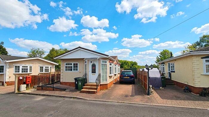 1 Bedroom Park Home For Sale In Kings Acre Halt Mobile Home Park, Hereford, HR4