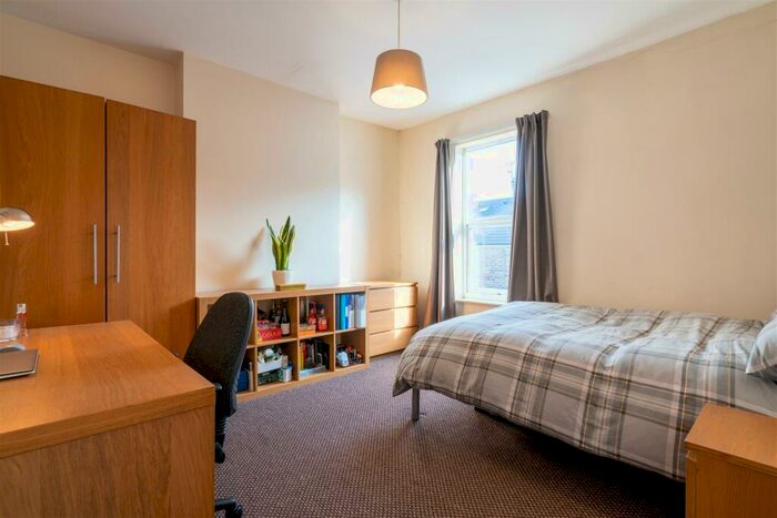 5 Bedroom House To Rent In Roebuck Road, Crookesmoor, Sheffield, S6