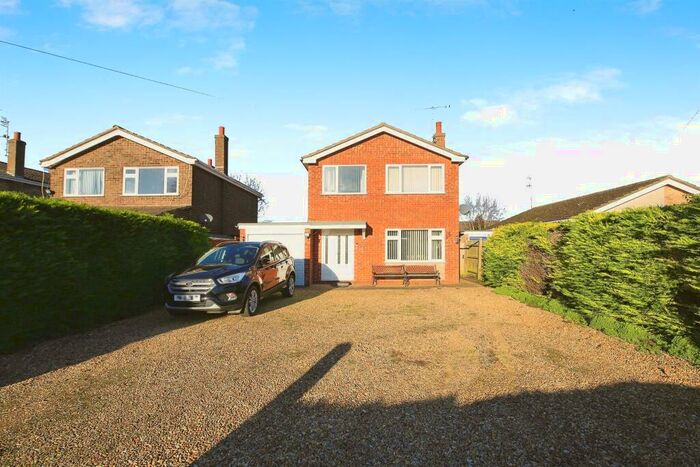 3 Bedroom Detached House For Sale In Cobgate, Whaplode, Spalding, PE12