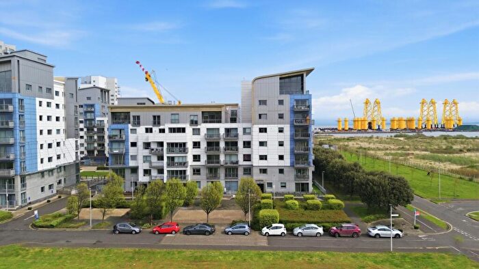 3 Bedroom Flat To Rent In Western Harbour Terrace, Newhaven, Edinburgh, EH6