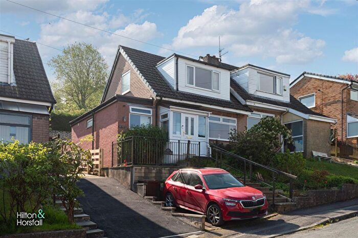 3 Bedroom Semi Detached House For Sale In Edge End Avenue, Brierfield, BB9