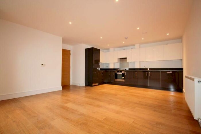 1 Bedroom Flat To Rent In Town Lane, Stanwell, Staines-Upon-Thames, Surrey, TW19