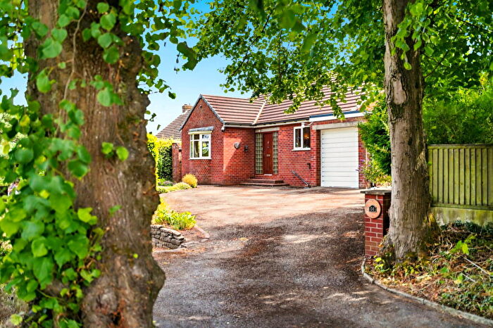2 Bedroom Detached Bungalow For Sale In Park Mount Drive, Macclesfield, SK11