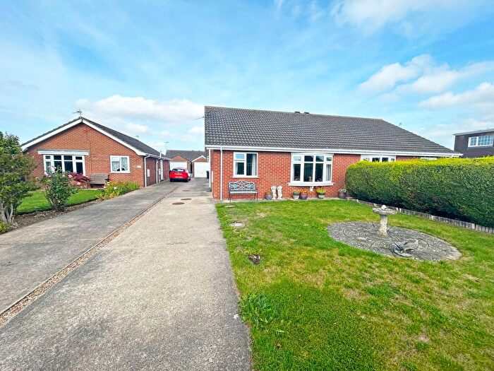 2 Bedroom Semi-detached Bungalow For Sale In Lynn Well Close, Skegness, Lincolnshire, PE25
