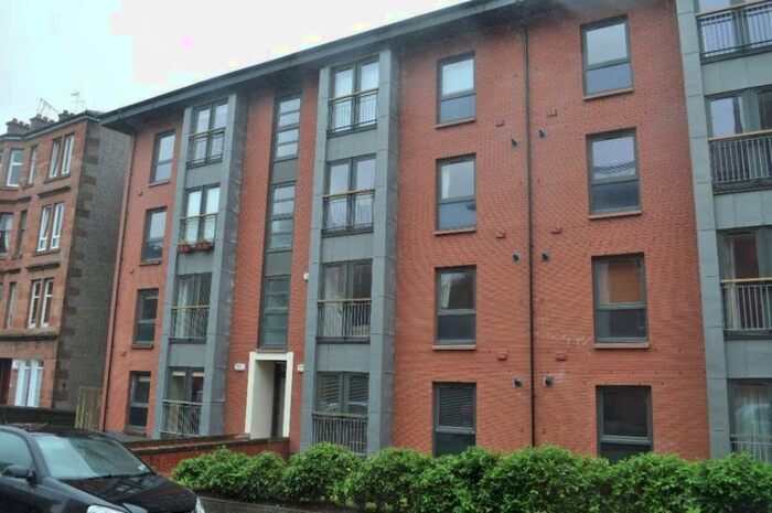 1 Bedroom Flat To Rent In Fantastic Large Bed @ Crathie Dr, G11