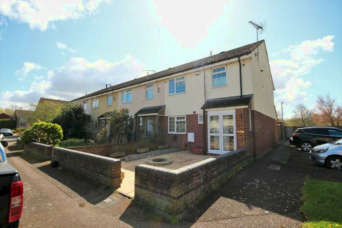 3 Bedroom End Of Terrace House To Rent In Andersey Way, Abingdon, Oxfordshire, OX14