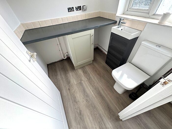 3 Bedroom Semi-detached House To Rent In Whitestone Road, Frome, BA11