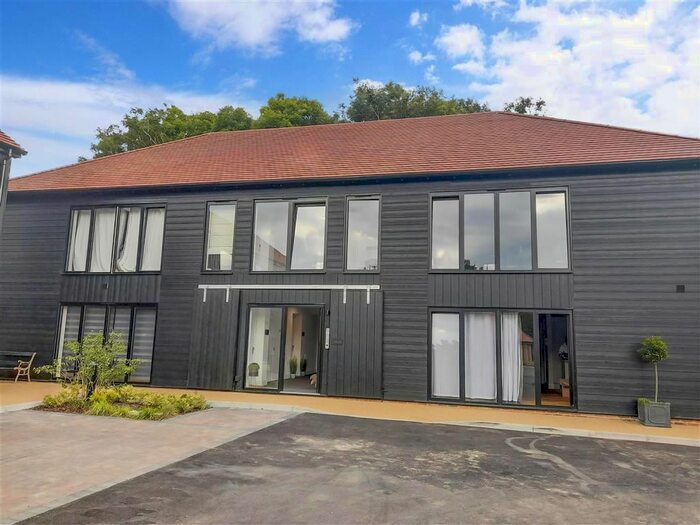 1 Bedroom Flat For Sale In Kilndown Place, Stelling Minnis, Canterbury, Kent, CT4