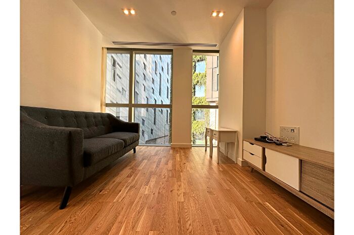 1 Bedroom Flat To Rent In City Road, London, EC1V