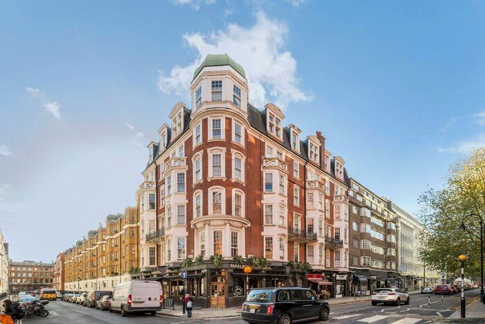 2 Bedroom Flat To Rent In Torrington Place, Bloomsbury, London, WC1E