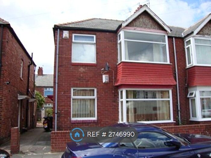 2 Bedroom Flat To Rent In Lisle Street, Wallsend, NE28