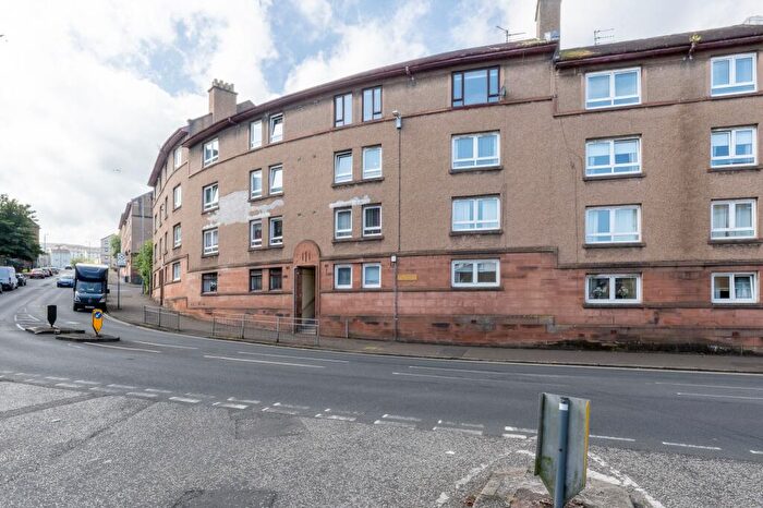 2 Bedroom Flat To Rent In Sir Michael Street, Greenock, PA15