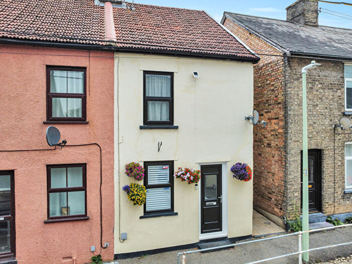 3 Bedroom Semi-Detached House For Sale In Victoria Road, Stowmarket, IP14